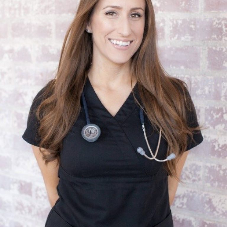 hair-colors-and-styles-for-busy-nurses